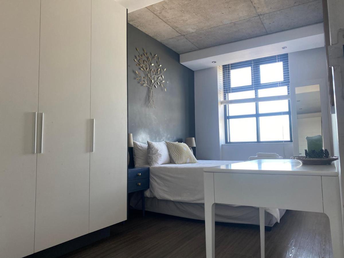 Six One Five At Matrix Leilighet Cape Town Eksteriør bilde